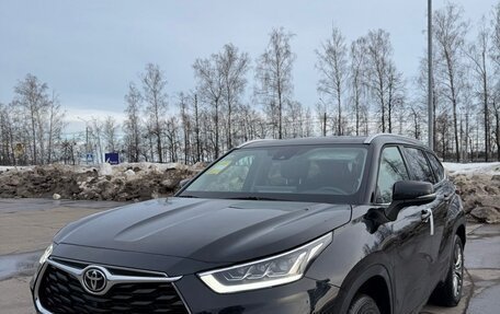 Toyota Highlander, 2025 год, 5 400 000 рублей, 3 фотография