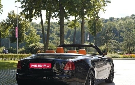 Rolls-Royce Dawn, 2017 год, 27 000 000 рублей, 5 фотография