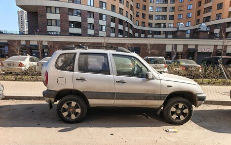 Chevrolet Niva I рестайлинг, 2003 год, 320 000 рублей, 2 фотография