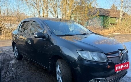 Renault Logan II, 2016 год, 700 000 рублей, 2 фотография