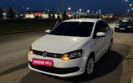 Volkswagen Polo VI (EU Market), 2012 год, 695 000 рублей, 2 фотография