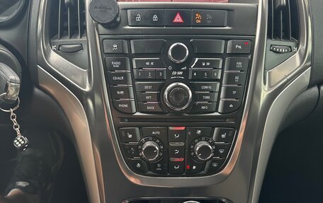 Opel Astra J, 2010 год, 707 707 рублей, 9 фотография