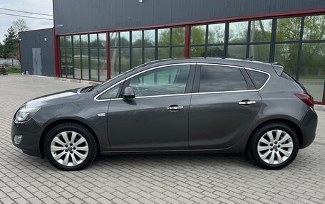 Opel Astra J, 2010 год, 707 707 рублей, 3 фотография