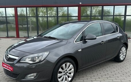 Opel Astra J, 2010 год, 707 707 рублей, 5 фотография