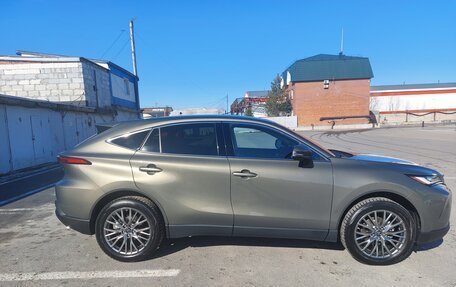 Toyota Harrier, 2021 год, 5 100 000 рублей, 4 фотография