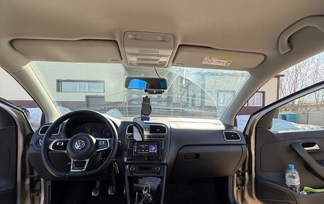 Volkswagen Polo VI (EU Market), 2018 год, 1 100 000 рублей, 12 фотография