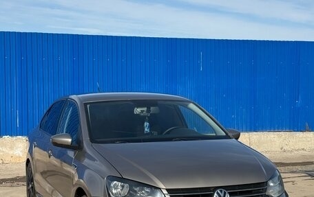 Volkswagen Polo VI (EU Market), 2018 год, 1 100 000 рублей, 2 фотография