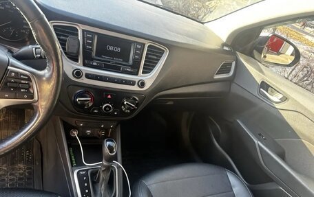 Hyundai Solaris II рестайлинг, 2019 год, 1 250 000 рублей, 11 фотография