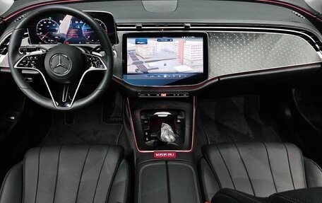 Mercedes-Benz E-Класс, 2024 год, 6 780 000 рублей, 4 фотография