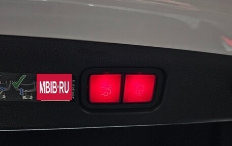 Mercedes-Benz E-Класс, 2024 год, 6 780 000 рублей, 15 фотография