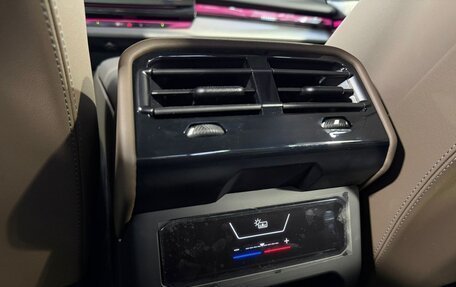 BMW 5 серия, 2025 год, 8 380 000 рублей, 23 фотография