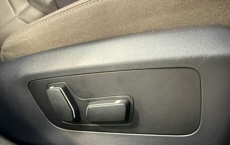 BMW 5 серия, 2025 год, 8 380 000 рублей, 30 фотография