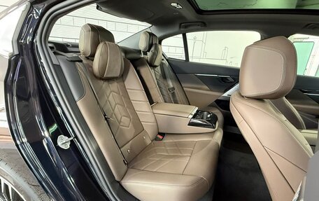 BMW 5 серия, 2025 год, 8 380 000 рублей, 27 фотография