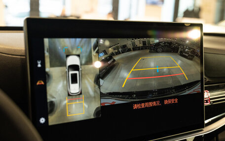 Toyota Highlander, 2026 год, 6 190 000 рублей, 24 фотография