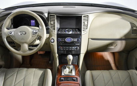 Infiniti QX70, 2014 год, 1 690 000 рублей, 14 фотография