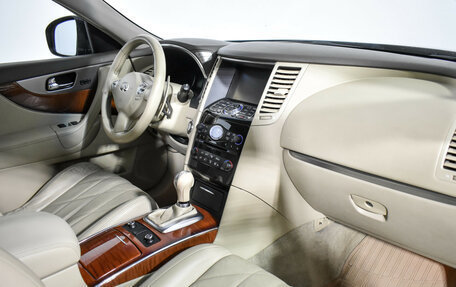 Infiniti QX70, 2014 год, 1 690 000 рублей, 16 фотография