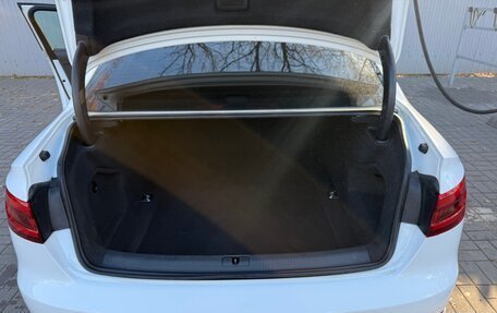 Audi A4, 2017 год, 2 200 000 рублей, 8 фотография