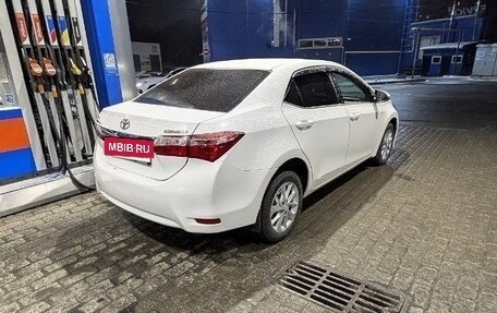 Toyota Corolla, 2013 год, 1 150 000 рублей, 4 фотография