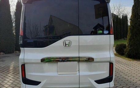 Honda Stepwgn IV, 2020 год, 1 970 000 рублей, 6 фотография