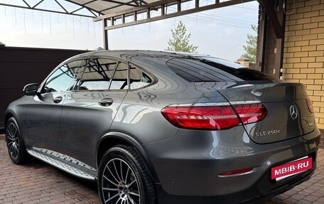 Mercedes-Benz GLC Coupe, 2017 год, 4 180 000 рублей, 4 фотография