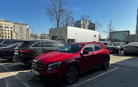 Mercedes-Benz GLA, 2019 год, 2 590 000 рублей, 2 фотография