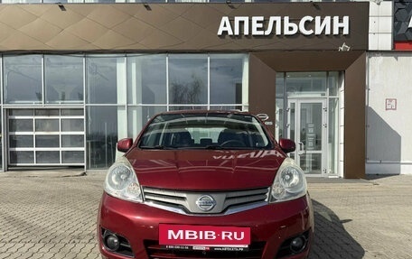 Nissan Note II рестайлинг, 2011 год, 636 000 рублей, 2 фотография