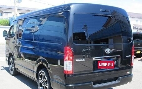 Toyota HiAce H200, 2023 год, 4 715 000 рублей, 5 фотография