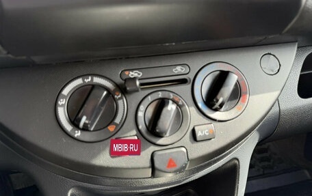 Nissan Note II рестайлинг, 2011 год, 636 000 рублей, 11 фотография