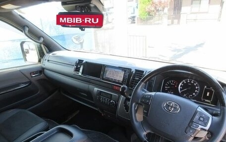 Toyota HiAce H200, 2023 год, 4 715 000 рублей, 12 фотография