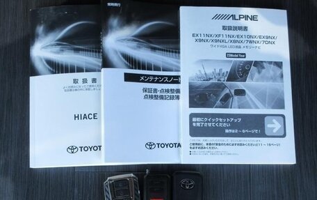 Toyota HiAce H200, 2023 год, 4 715 000 рублей, 29 фотография