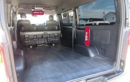 Toyota HiAce H200, 2023 год, 4 715 000 рублей, 23 фотография