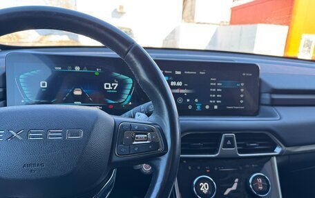 CheryExeed TXL, 2022 год, 1 890 000 рублей, 9 фотография