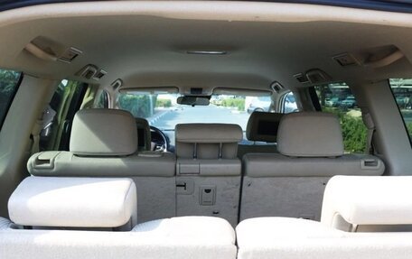 Toyota Land Cruiser Prado 150 рестайлинг 2, 2023 год, 7 850 000 рублей, 12 фотография