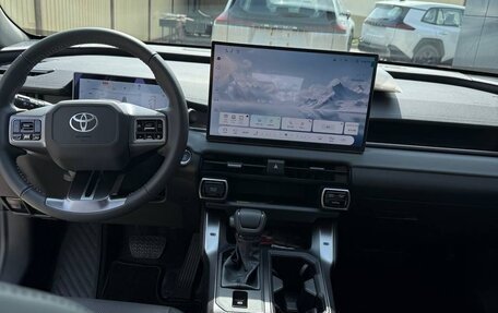 Toyota RAV4, 2026 год, 4 950 000 рублей, 6 фотография