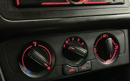 Volkswagen Polo VI (EU Market), 2016 год, 1 044 033 рублей, 17 фотография