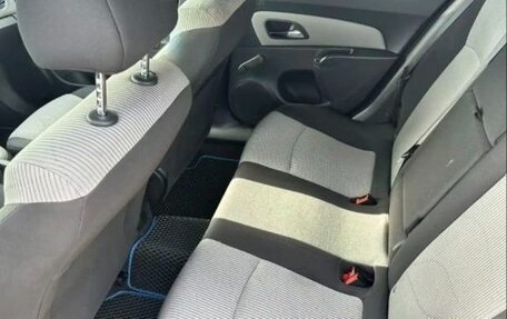 Chevrolet Cruze II, 2011 год, 720 000 рублей, 8 фотография