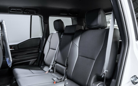 Toyota Land Cruiser Prado, 2025 год, 9 950 000 рублей, 21 фотография