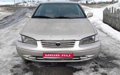 Toyota Camry, 1998 год, 260 000 рублей, 1 фотография