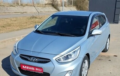 Hyundai Solaris II рестайлинг, 2014 год, 1 050 000 рублей, 1 фотография