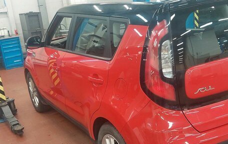 KIA Soul II рестайлинг, 2019 год, 1 525 000 рублей, 10 фотография