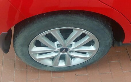 KIA Soul II рестайлинг, 2019 год, 1 525 000 рублей, 15 фотография