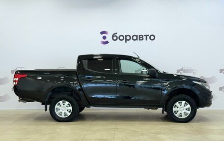 Mitsubishi L200 IV рестайлинг, 2016 год, 1 617 000 рублей, 6 фотография