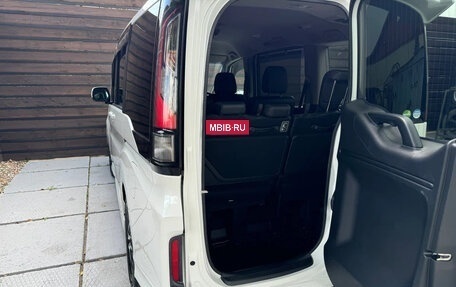 Honda Stepwgn IV, 2021 год, 2 170 000 рублей, 19 фотография