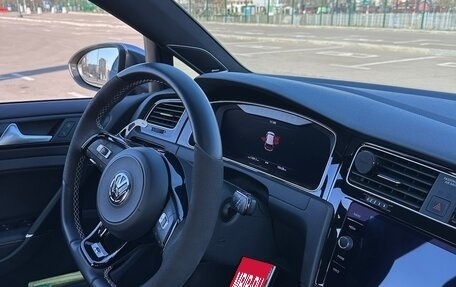 Volkswagen Golf R VII, 2019 год, 4 400 000 рублей, 11 фотография