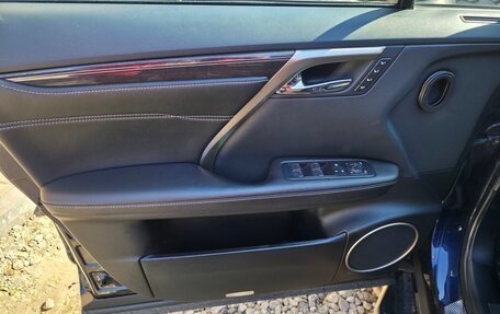 Lexus RX IV рестайлинг, 2018 год, 4 300 000 рублей, 17 фотография