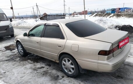 Toyota Camry, 1998 год, 260 000 рублей, 3 фотография