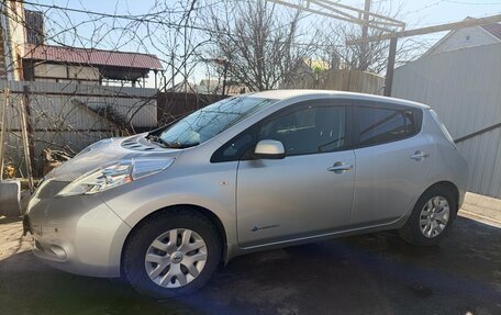 Nissan Leaf I, 2014 год, 1 216 000 рублей, 4 фотография
