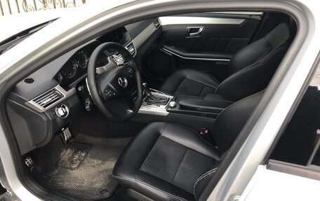 Mercedes-Benz E-Класс, 2011 год, 1 600 000 рублей, 4 фотография