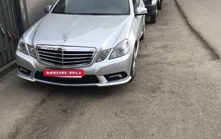 Mercedes-Benz E-Класс, 2011 год, 1 600 000 рублей, 6 фотография