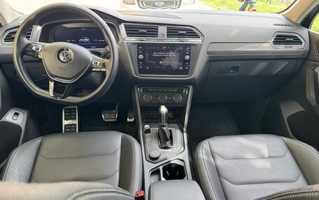 Volkswagen Tiguan II, 2018 год, 2 500 000 рублей, 4 фотография